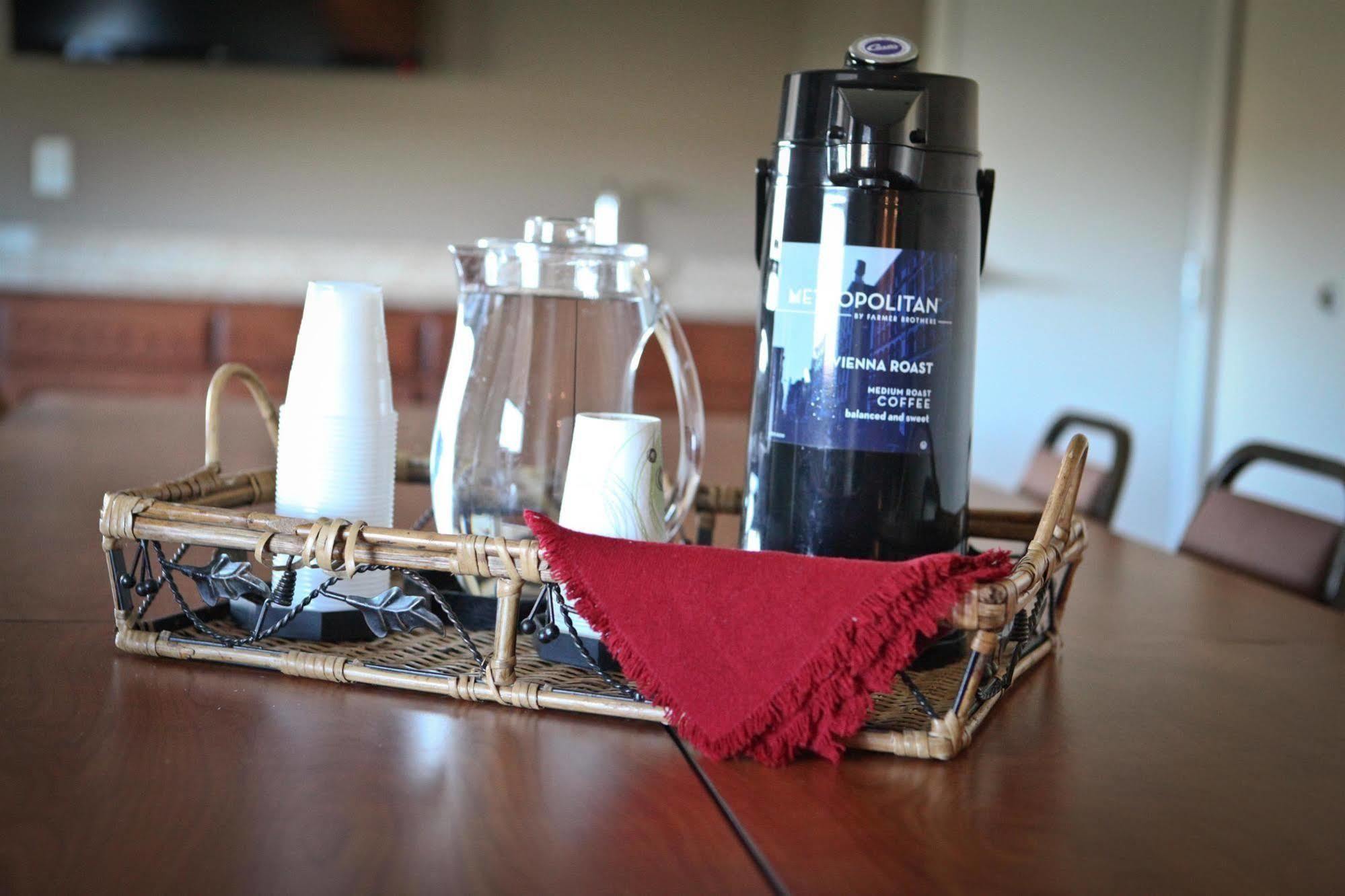 Grandstay Hotel & Suites Perham Εξωτερικό φωτογραφία